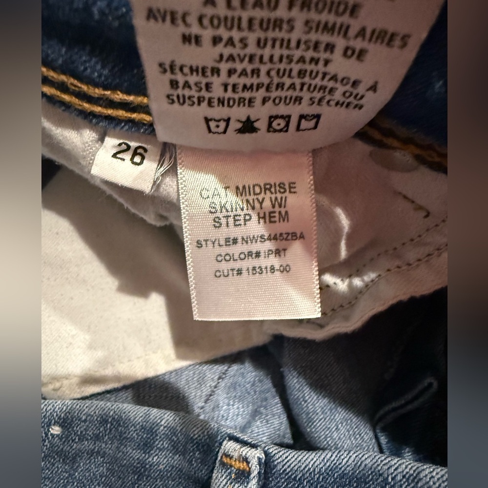 Like new Hudson Cat Midrise Skinny Size: 26 - Picture 5 of 8